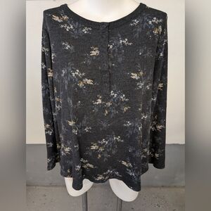 Terra & Sky Dark Gray Floral Long Sleeve Snap Button V-Neck Thermal Shirt 1X
